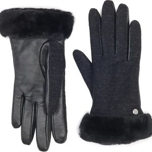 UGG Lined Leather Paneled Gloves